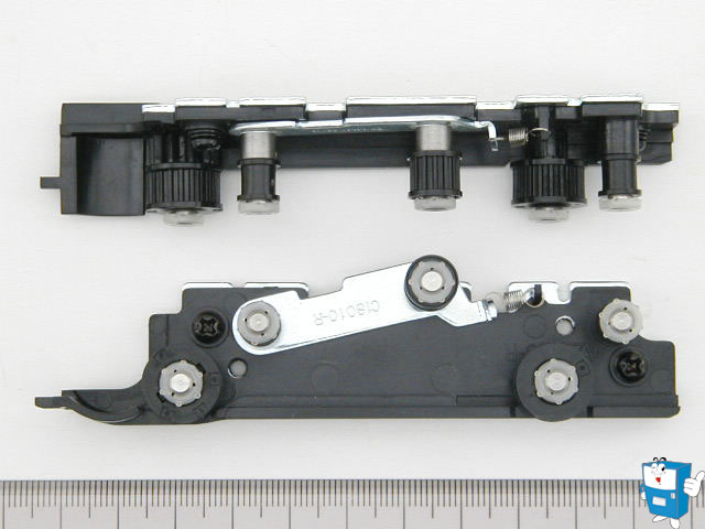 벨트고정 롤러 ASSY (우)