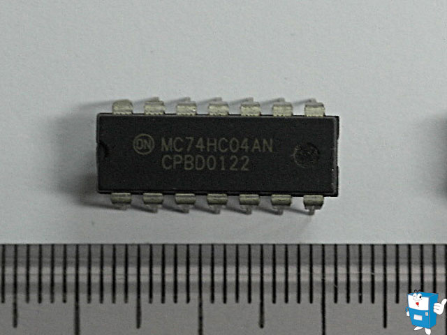 IC 74HC04AN