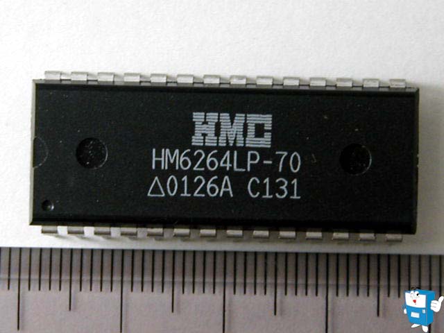 IC HM6264LP (76C88AL-15)