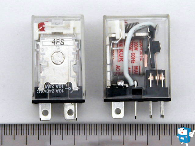 RELAY AC220V [한국 HR710-2PL]